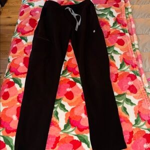 FIGS Black Yola Scrub Pants
